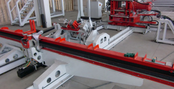 Kunkel Biegepresse mit automat. Winkelkorrektur rechts-links
